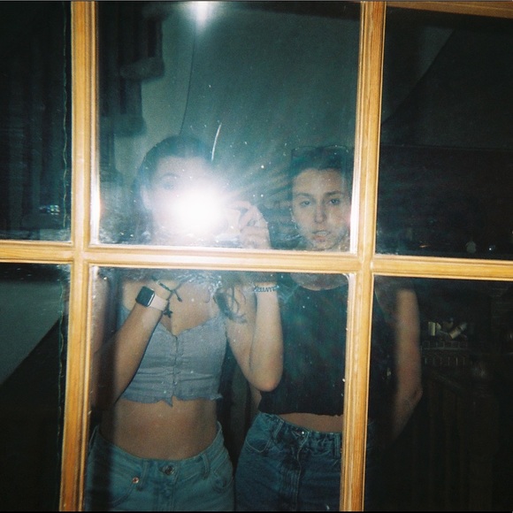 Meet your Posher, Tara - Picture 1 of 1